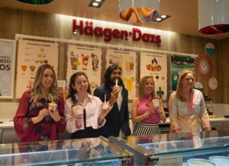 Tres latinas ganan la iniciativa global “The Rose Project”