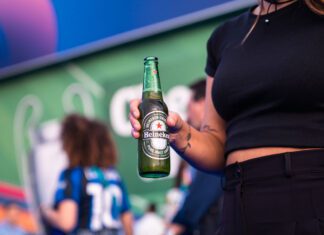 Heineken celebra a los verdaderos fanáticos del Fútbol