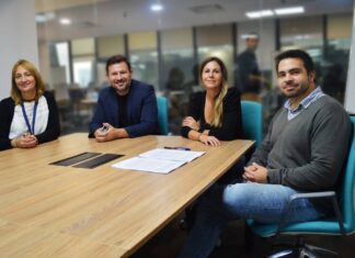 Misiones y DIRECTV consolidan su alianza por la educación con la expansión de Escuela Plus