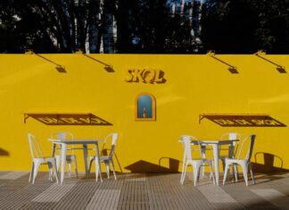 “Ventana do sol”, un speakeasy que se abre con el sol, la nueva acción de Oniria\TBWA para Skol