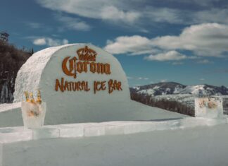 Cerveza Corona cierra su temporada de invierno en la Patagonia con Natural Ice Bar, su bar 100% hecho de hielo