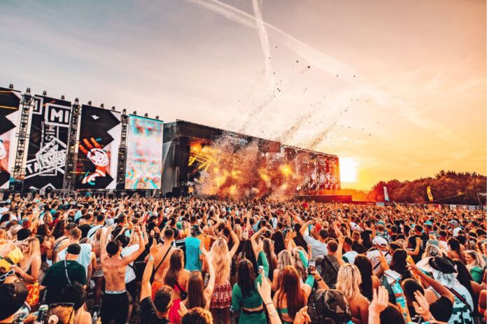 jpeg-optimizer_Creamfields_(2)_(1)