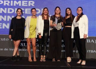 SUR Comunicación cierra el año con doble reconocimiento en los Premios Eikon y la confianza de nuevos clientes