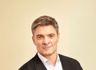 LatCom – WordCom OOH Anuncia la incoporación de Hernán Estrada como gerente general global