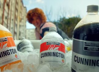 ¿Cuál es la marca de bebidas que acompaña a los argentinos hace más de un siglo?