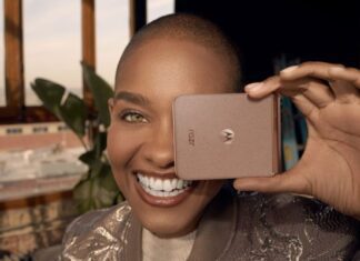 Llega a Argentina la edición especial del motorola razr 50 ultra en el Color del Año 2025 de Pantone