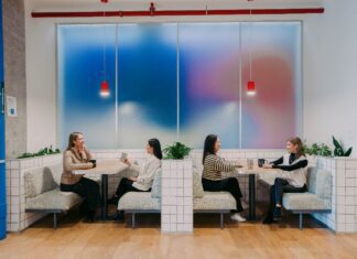 Hacia un nuevo paradigma laboral: Las tendencias que marcarán el escenario del trabajo durante el 2025