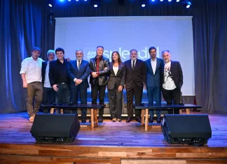 Splendid AM 990 celebró su nueva programación durante un after office con Mariano Closs, Fabián Doman, Rolando Graña y todas las figuras de la radio