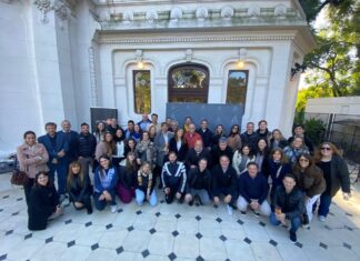 Motores y brindis: Clientes de Alpha Media y Grupo Vía vivieron la F1 en La Rural