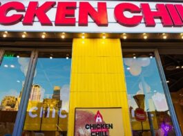 Chicken Chill abre un nuevo local en Tucumán: el sándwich de pollo crujiente llega al norte argentino