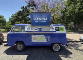 Gancia Truck recorre las calles de la ciudad y de la costa argentina con su nueva versión sin alcohol