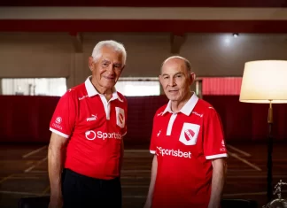 Puma junto al Club atlético independiente celebran a los campeones de 1975 con una camiseta limitada conmemorativa