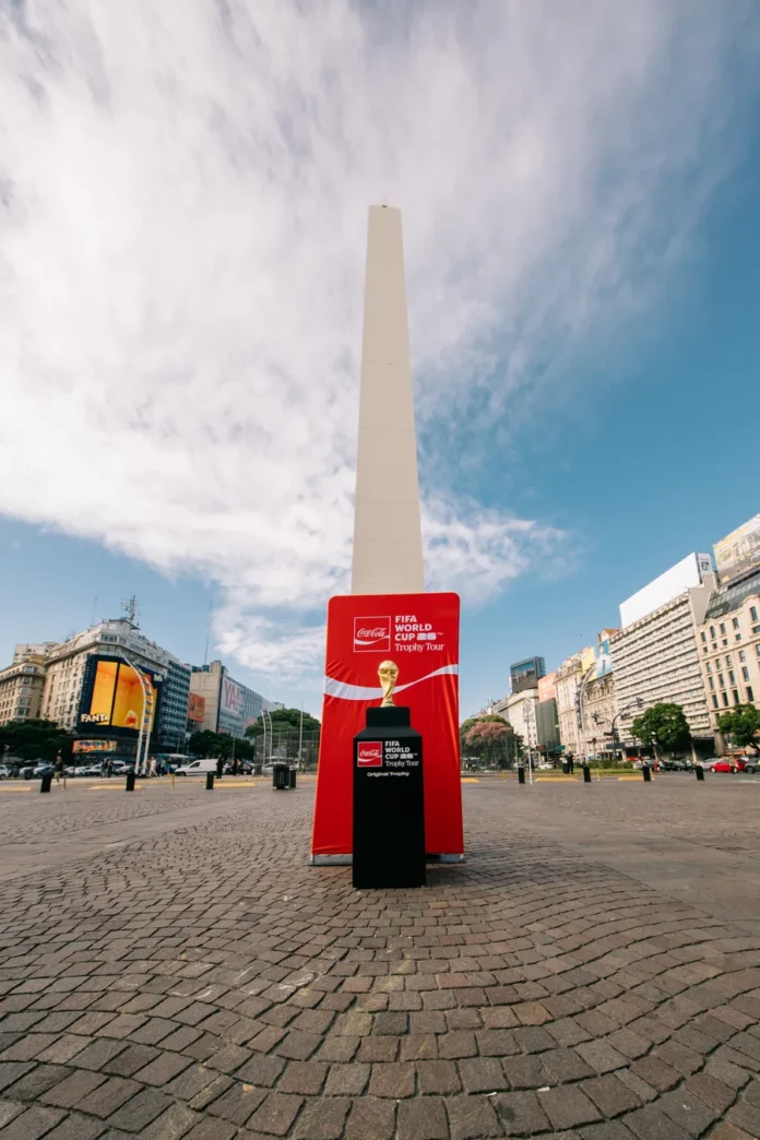 TROPHY TOUR - ARGENTINA -El Trofeo llegó al Obelisco