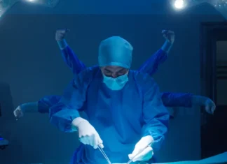 La América presenta “Cirugía robótica”, la nueva campaña para Swiss Medical