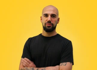 Del Cosquín Rock y Lollapalooza al diseño de experiencias de marca: VEO Branding Company suma a Martín Repetto