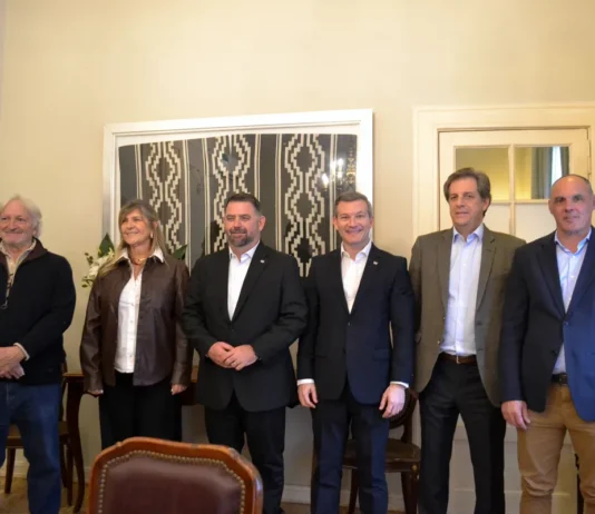 La Rural S.A. y FEXPOCRUZ firman un acuerdo de cooperación para fortalecer la industria ferial entre Argentina y Bolivia