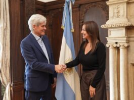 NESTLÉ® y el Ministerio de Capital Humano firman una alianza para capacitar a jóvenes argentinos