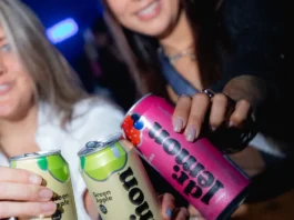 Más sabor, más ocasiones: Dr. Lemon lanza sus sabores Green Apple y Red Berries en lata