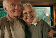 En tiempos de IA, Alma Mora propone volver a preguntarle a quienes ya vivieron las mejores historias el amor